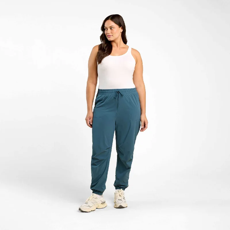 Weekend Savings Spectacle Refine Jogger | Ocean