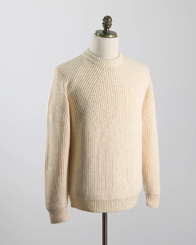 Final Offer Raglan Sleeve Ribbed Signature Crewneck Sweater