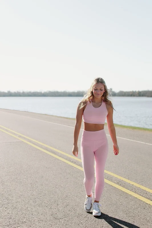 Weekend Deals to Make You Smile Pink Active Set High Waist Leggings