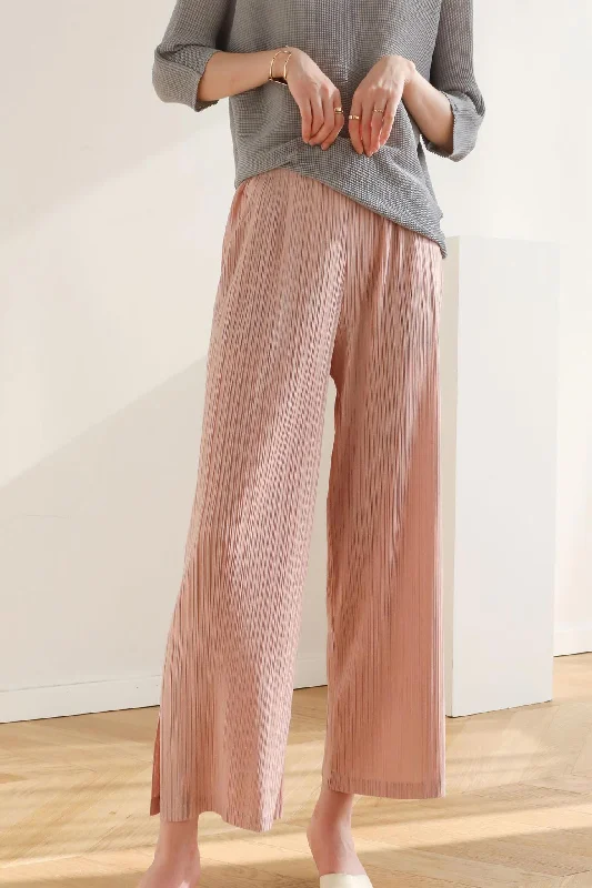 Weekend Deal Solid Color Full Pleated Cropped Pants