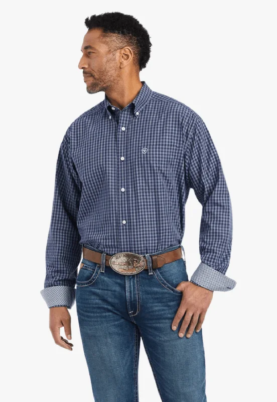 Deep Discounts Ariat Mens WF Immanuel Classic Long Sleeve Shirt