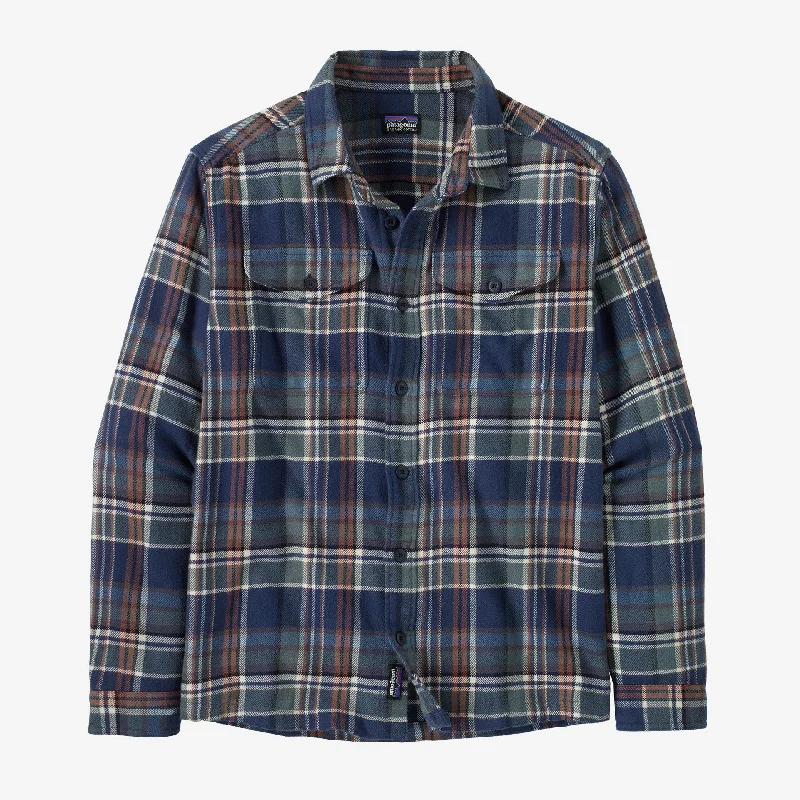 Big Discounts Patagonia Men's Fjord Flannel Shirt - New Navy