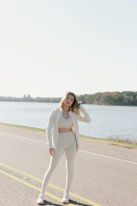 Weekend Specials Just for You Cream Active Set High Waist Leggings