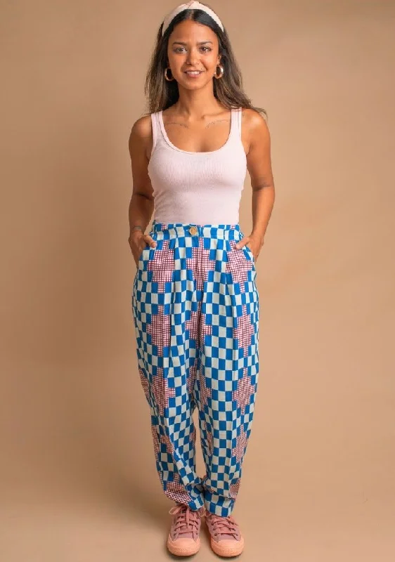 Weekend Discounts to Grab Haru Check Pants