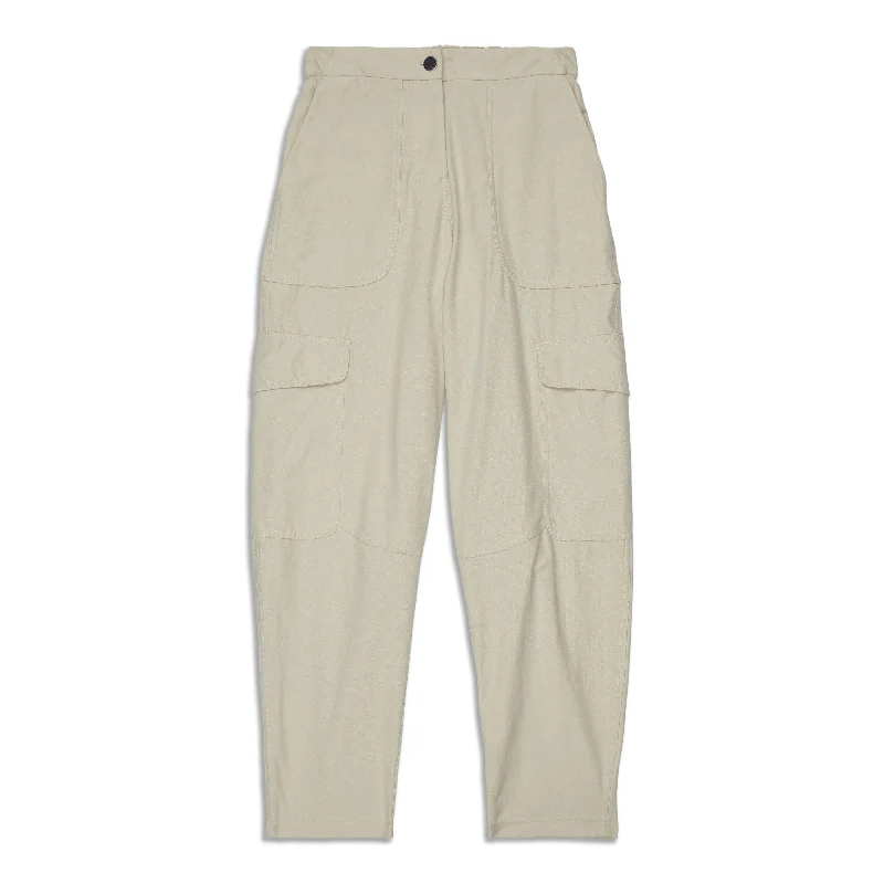 Weekend Discounts to Indulge In Light Cargo Pocket High-Rise Pant - Resale