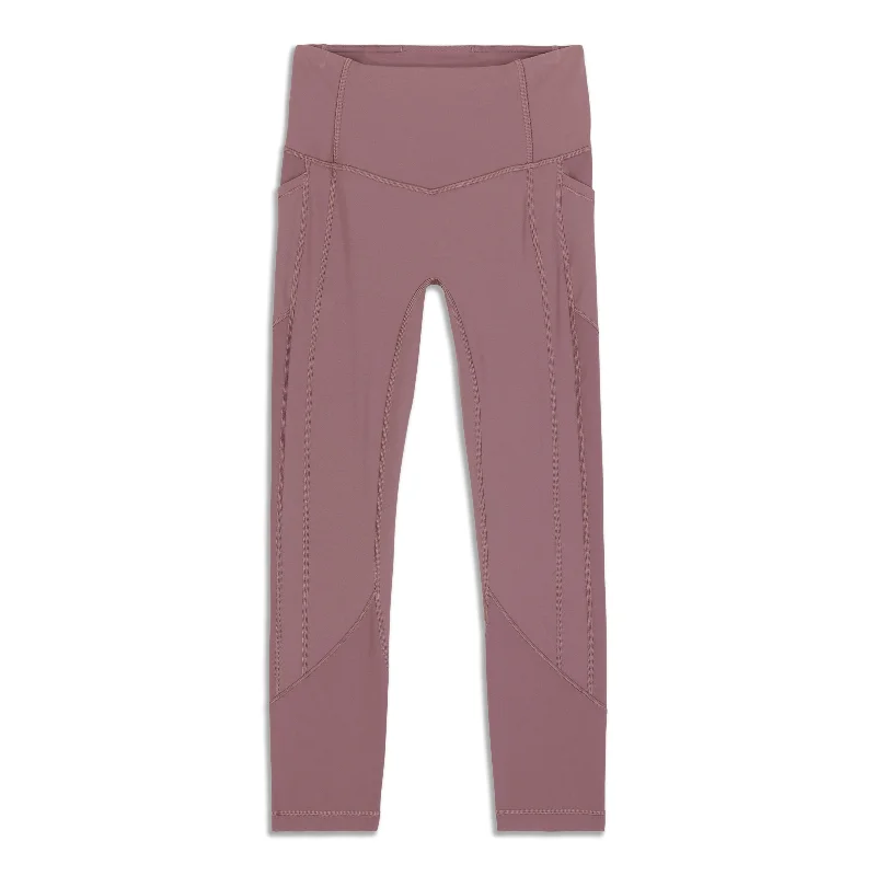 Weekend Discounts to Delight All The Right Places Crop - Resale