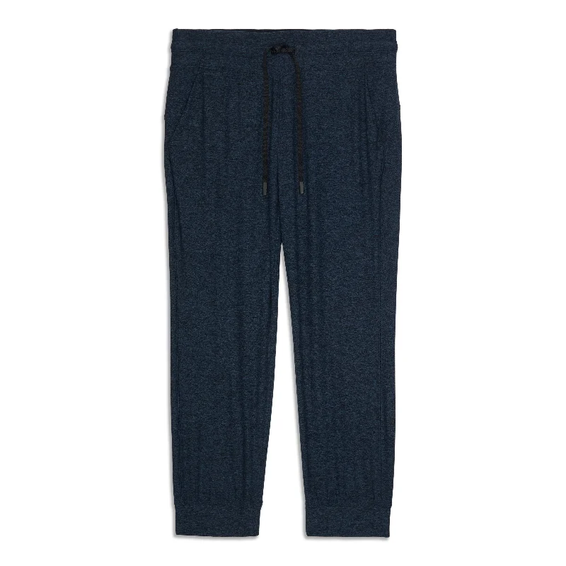 Weekend Offers That Thrill Ready To High-Rise Jogger Crop - Resale