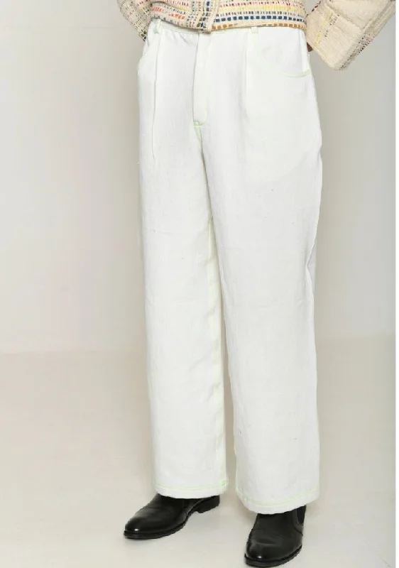 Weekend Specials to Grab Hibiki White Pants