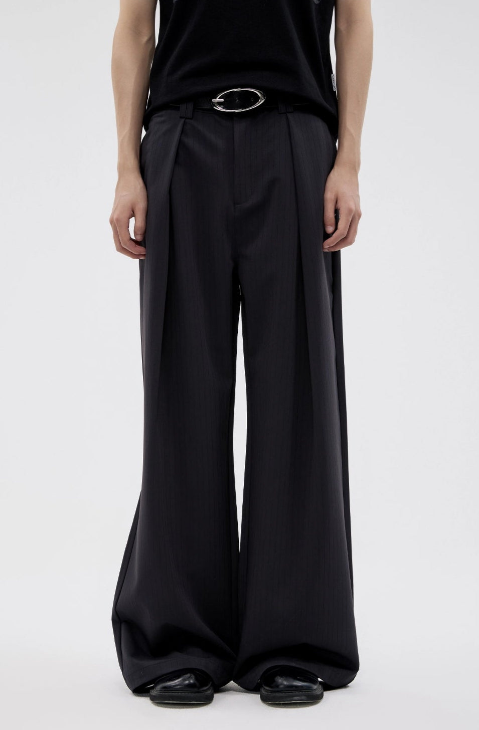 New Deal Pinstripe Texture Pleated Wide Leg Trousers