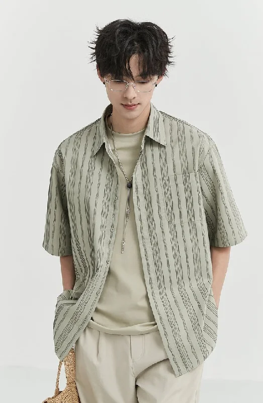 Warehouse Sale Wave-Stripe Short Sleeve Button Shirt with Pocket