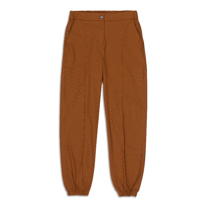 Weekend Specials to Enjoy High-Rise Jogger 7/8 Length - Resale