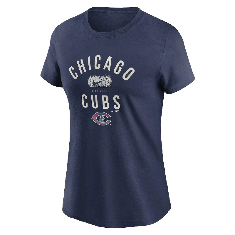 Deal Frenzy Chicago Cubs Women's 2022 Field Of Dreams Nike Team Lockup T-Shirt