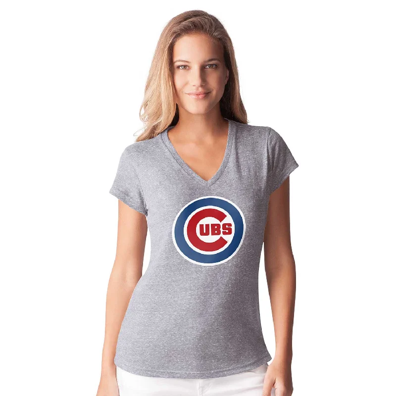 Big Deal Chicago Cubs Women's Grey Alumni Bullseye V-Neck T-Shirt
