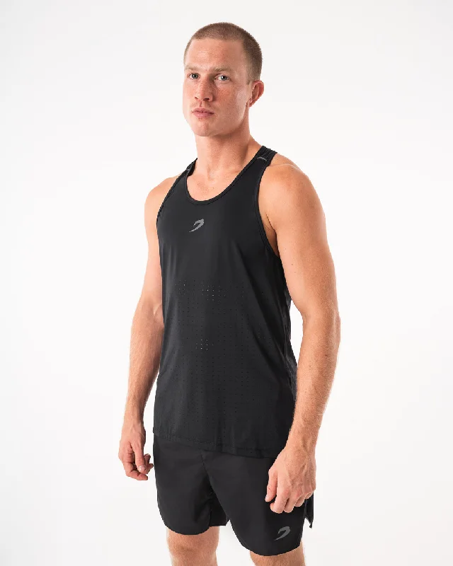 Weekend Shopping Made Better Langford Tank - Black