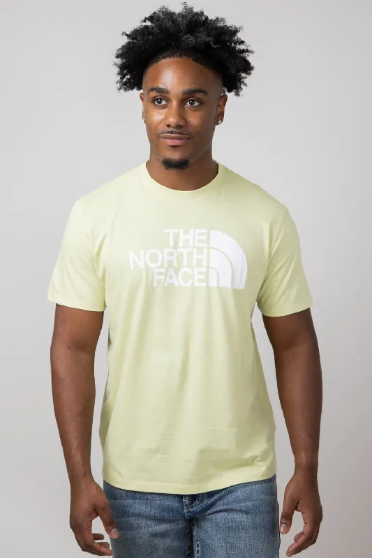 Don’t Miss Out The North Face Half Dome T-Shirt for Men in Nettle | NF0A812M-5XI-YLW Don’t Miss Out The North Face Half Dome T-Shirt for Men in Nettle | NF0A812M-5XI-YLW