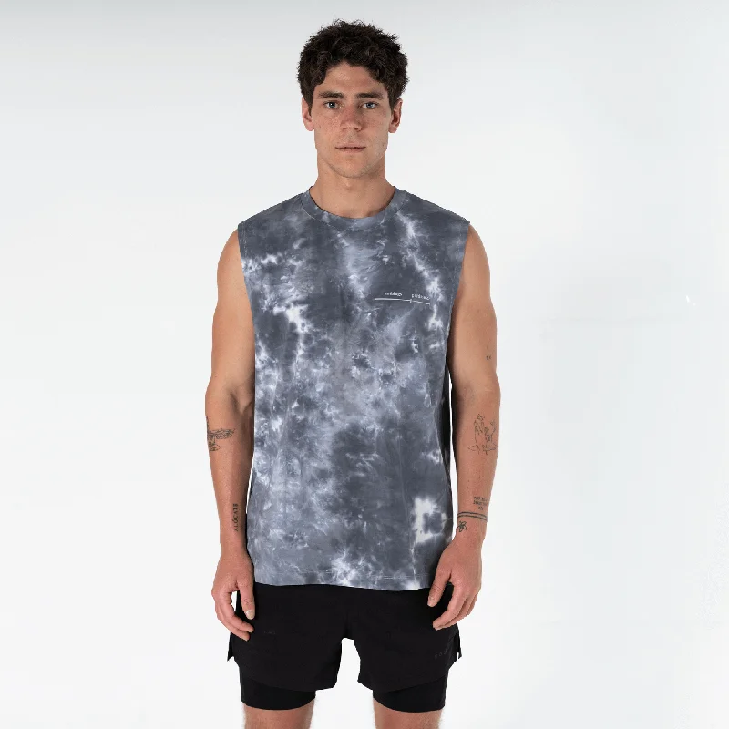 Closeout TIE-DYE TANK